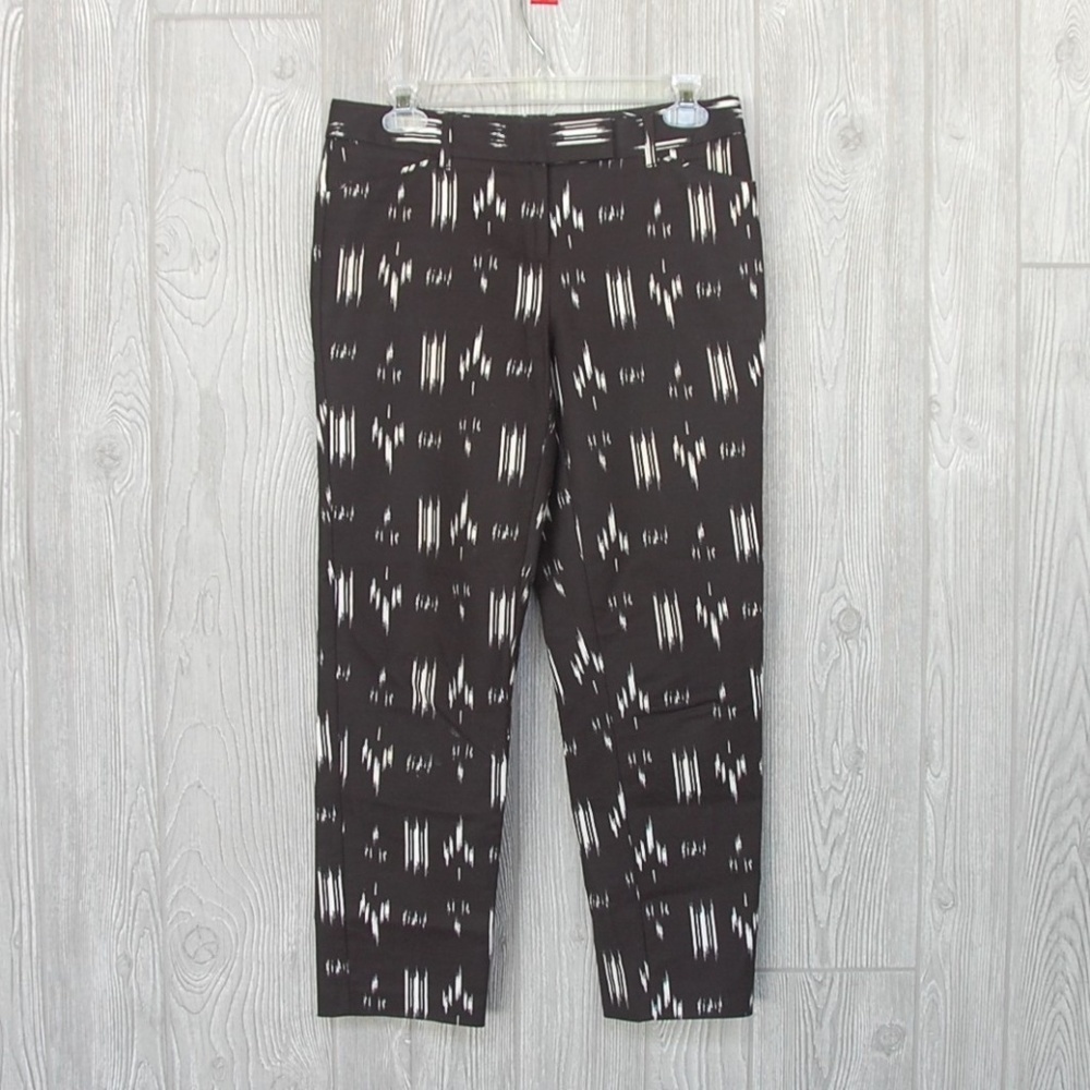 WHBM Slim Ankle Pants Size 2 Black Stretch Aztec